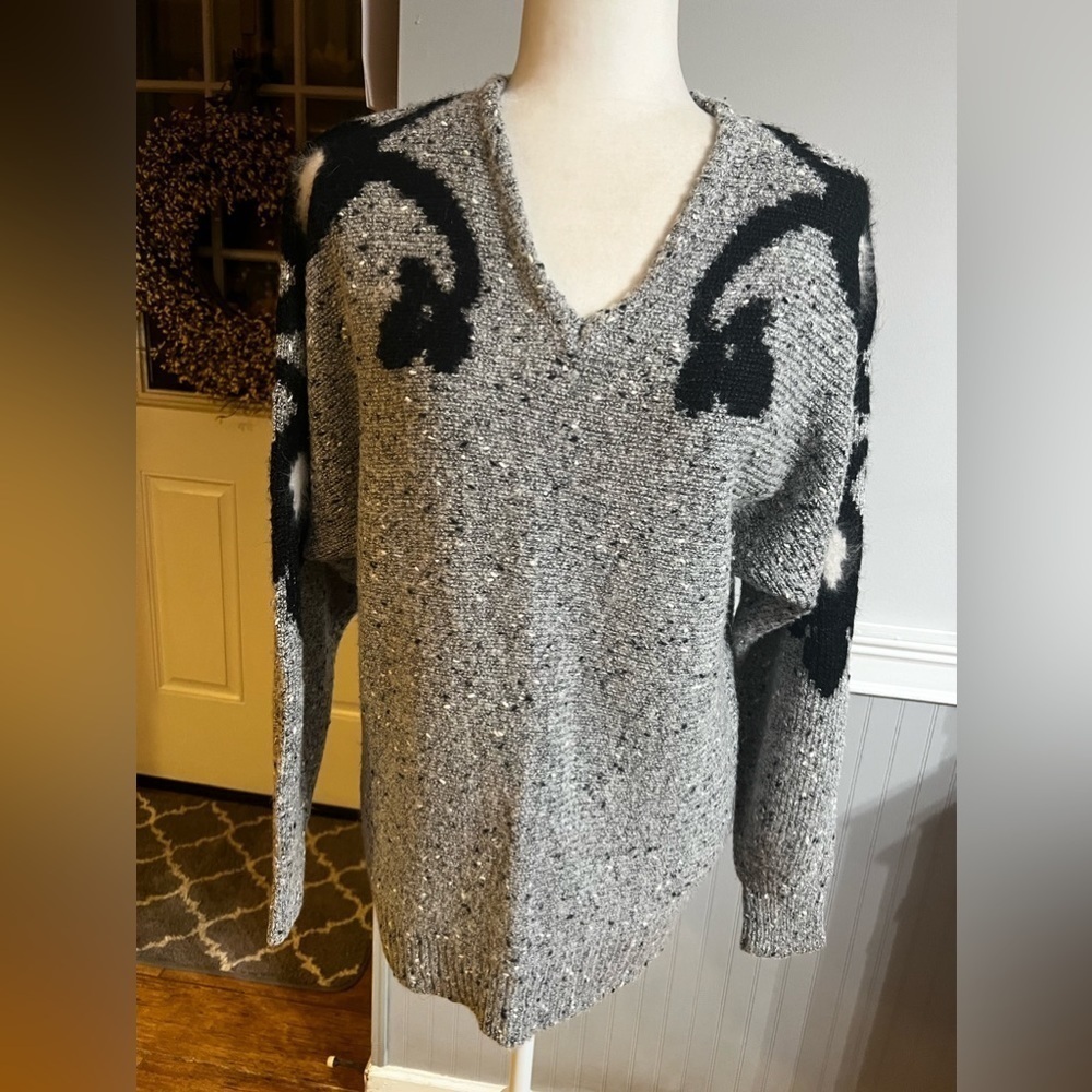 EUC-Rochelle California Women’s Sweater